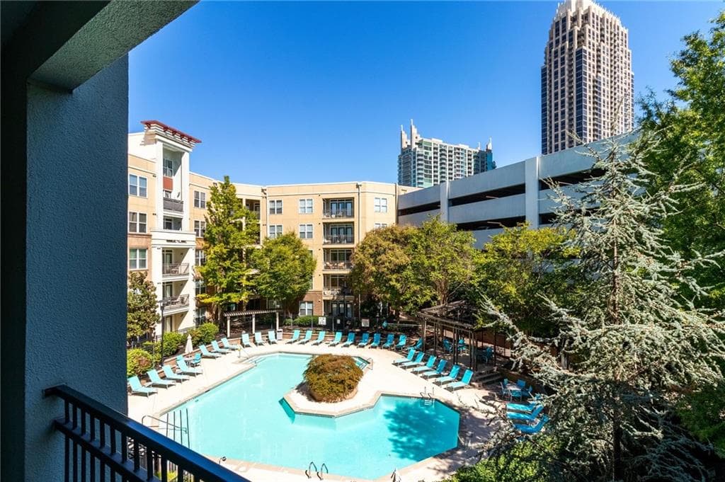 2 bedroom, 2 bathroom, 1,263 sq ft condominium sold at 390 17th Street 4012, Atlanta, GA 30363