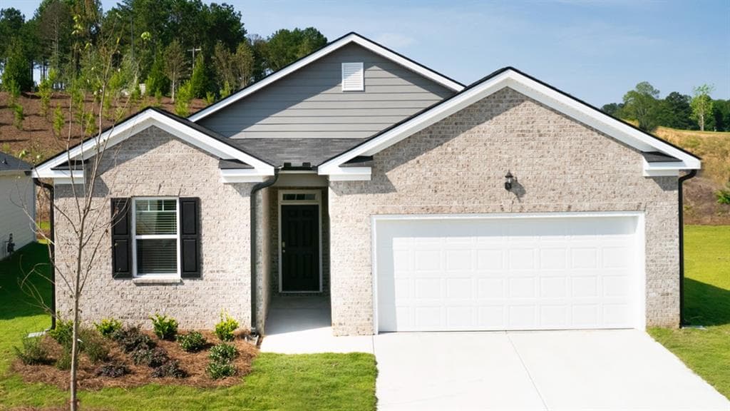 3 bedroom, 2 bathroom single family residence sold at 102 Ike Court, Bonaire, GA 31005