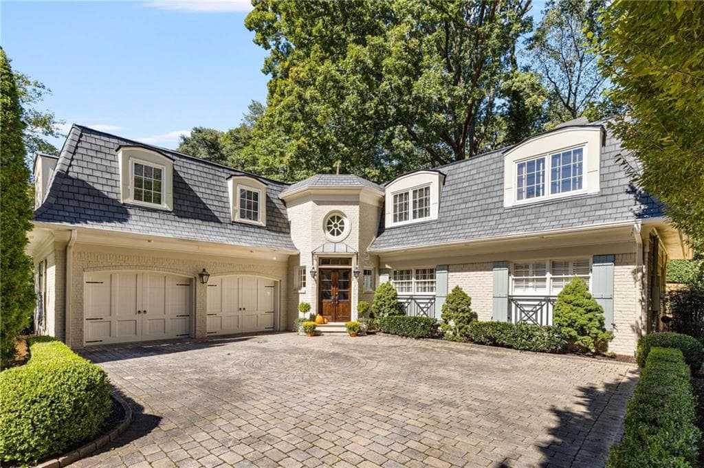 6 bedroom, 6 bathroom single family residence sold at 2238 Dogwood Lane, Atlanta, GA 30345