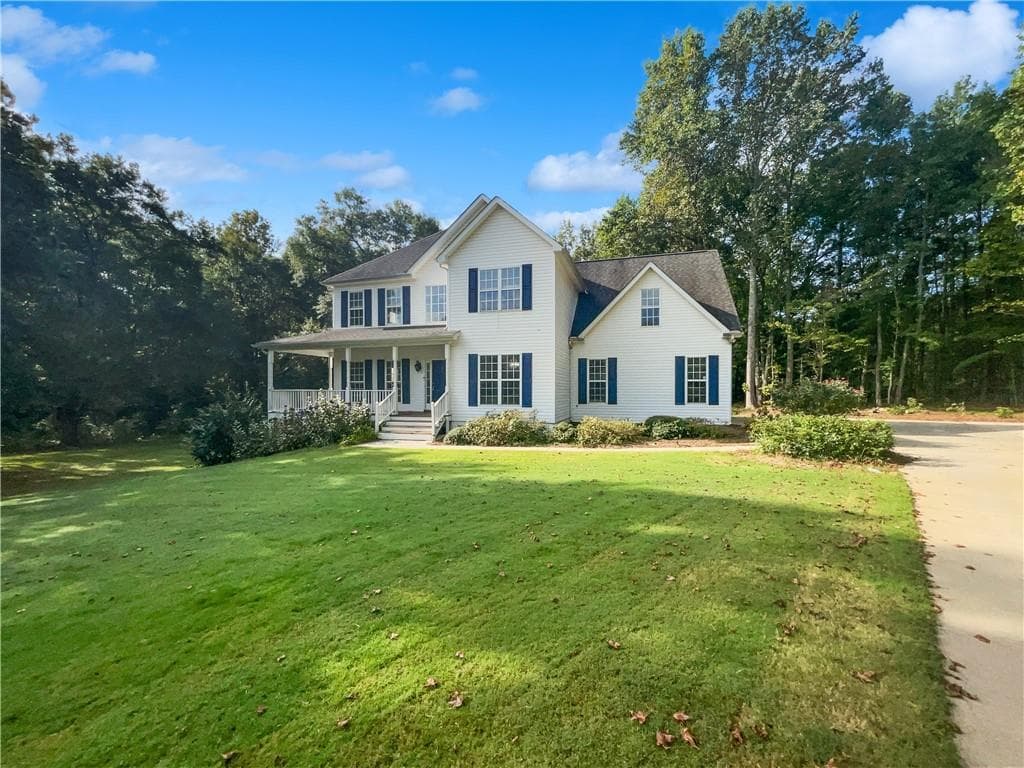 4 bedroom, 4 bathroom single family residence sold at 190 Roscommon Court, Tyrone, GA 30290