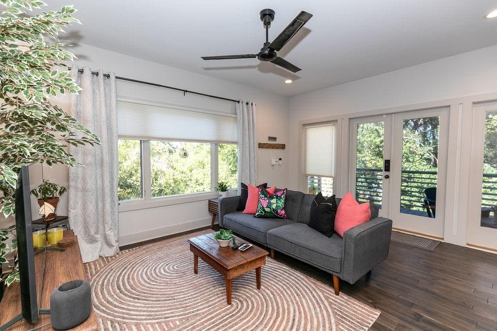 1 bedroom, 1 bathroom apartment for rent at 1084 Sanders Avenue B, Atlanta, GA 30316 for $2,650 a month — photo 6