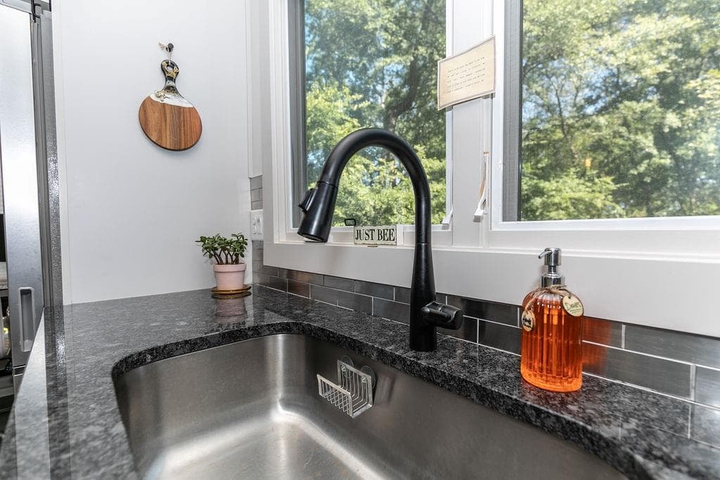 1 bedroom, 1 bathroom apartment for rent at 1084 Sanders Avenue B, Atlanta, GA 30316 for $2,650 a month — photo 10