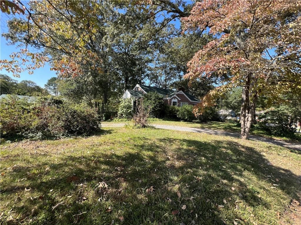 3 bedroom, 2 bathroom, 1,224 sq ft single family residence sold at 1375 Funston Avenue, Atlanta, GA 30315