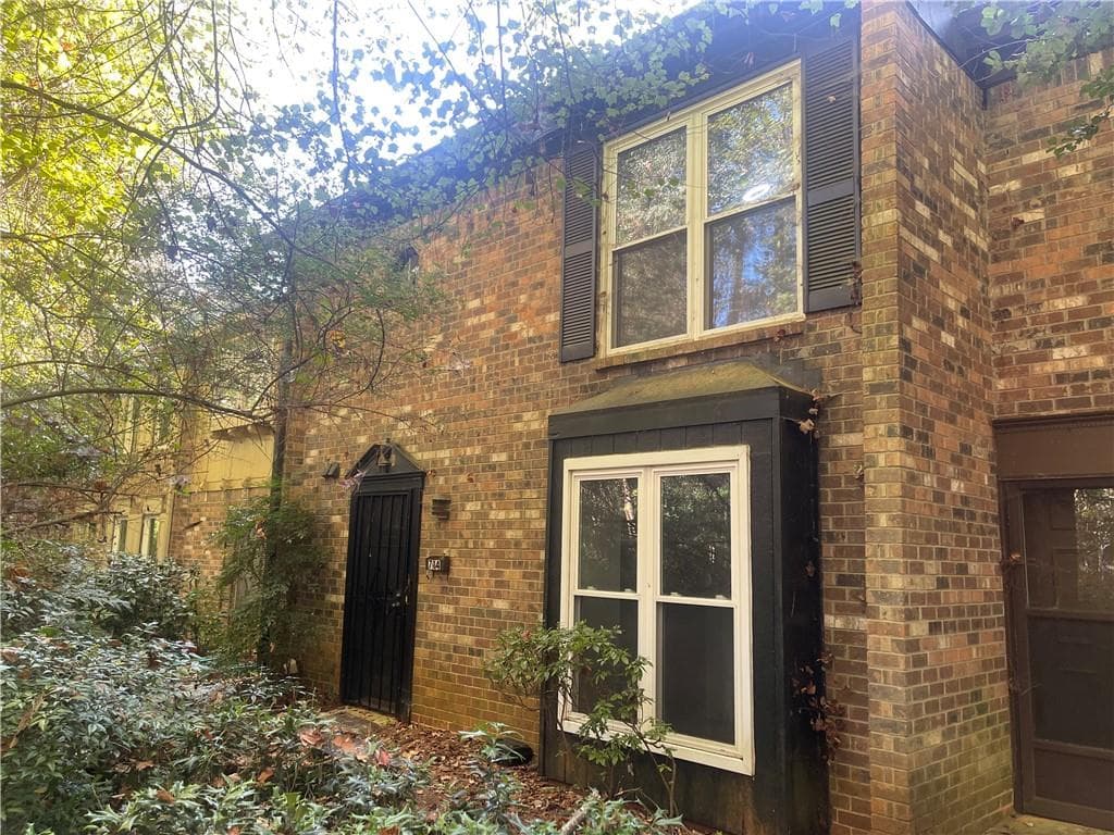 714 Garden View Drive, Stone Mountain, GA 30083 — most recent listing photo