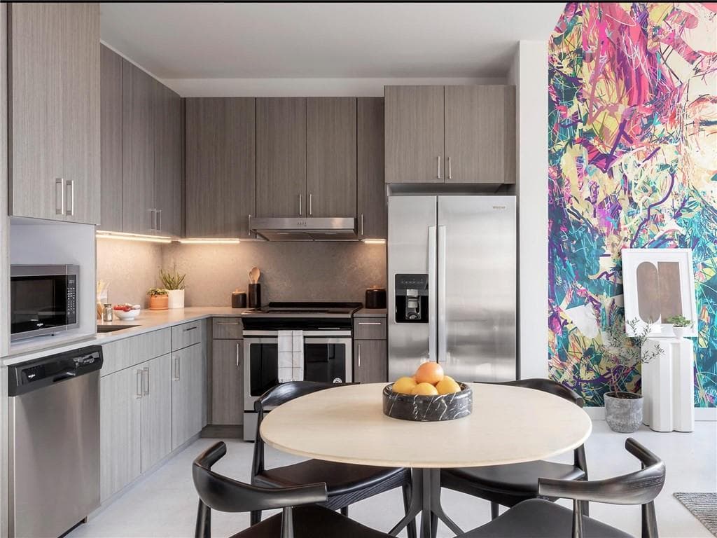 1 bedroom, 1 bathroom, 555 sq ft apartment for rent at 125 Ted Turner Drive 521, Atlanta, GA 30303 for $1,546 a month — photo 2