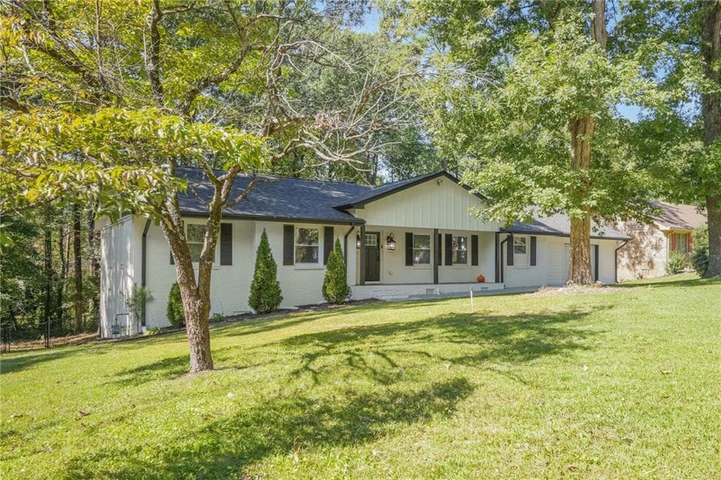 2115 Tudor Castle Circle, Decatur, GA 30035 — most recent listing photo