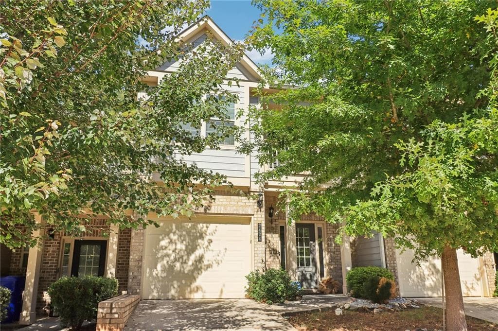 2 bedroom, 3 bathroom, 1,534 sq ft townhouse sold at 2424 Castle Keep Way, Atlanta, GA 30316
