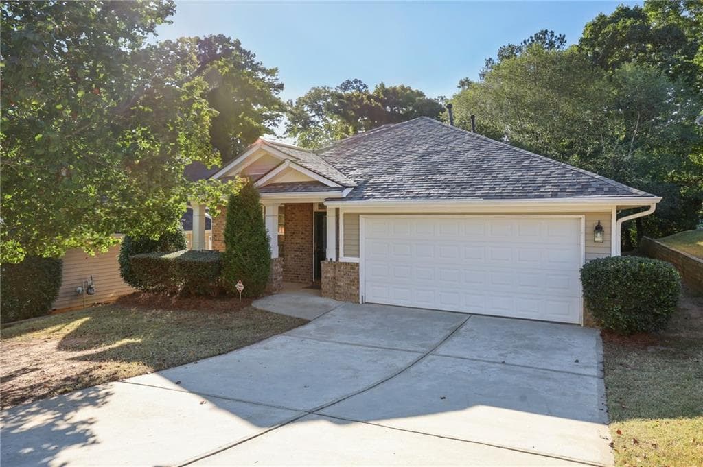 3 bedroom, 2 bathroom single family residence sold at 4638 Burnt Fork Circle, Douglasville, GA 30135
