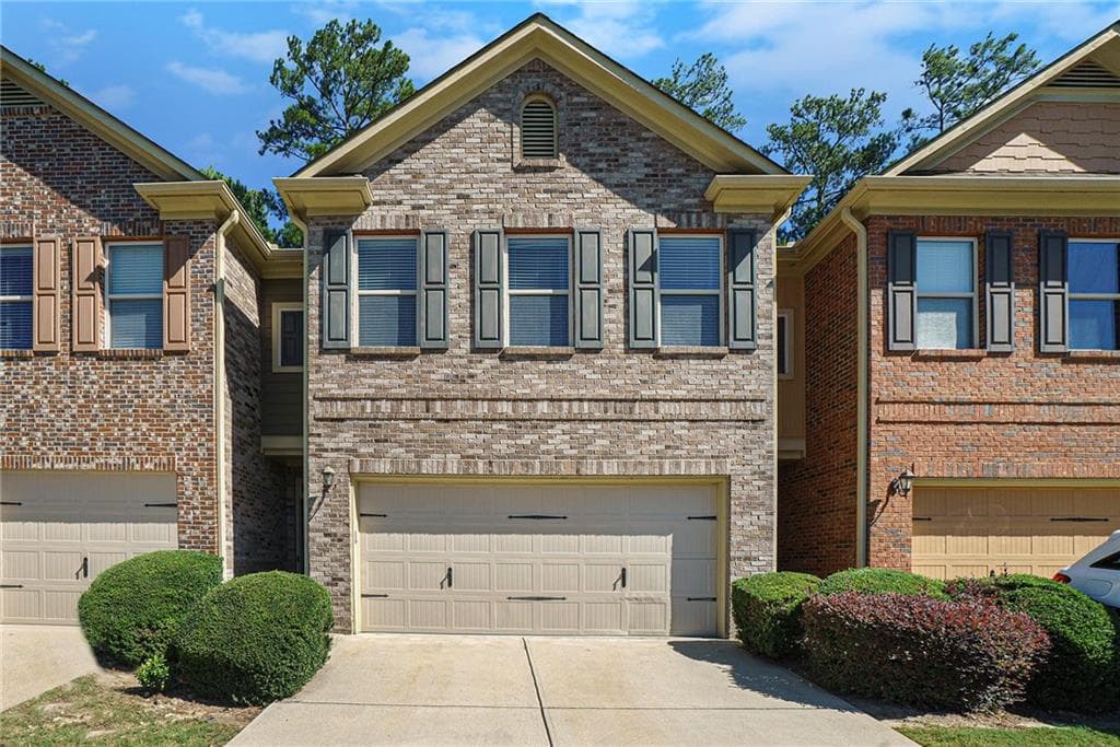 3 bedroom, 3 bathroom, 1,784 sq ft townhouse sold at 2740 Haynescrest Drive, Grayson, GA 30017