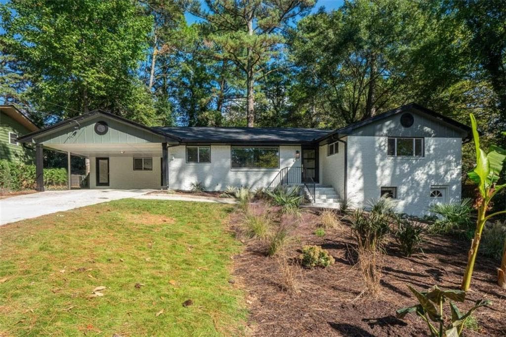 3 bedroom, 2 bathroom single family residence sold at 2079 Oakawana Road, Atlanta, GA 30345