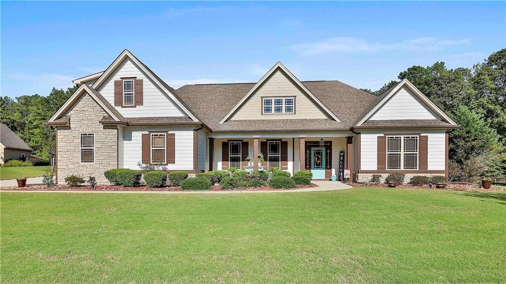 217 Country Lake Drive, Senoia, GA 30276 — most recent listing photo