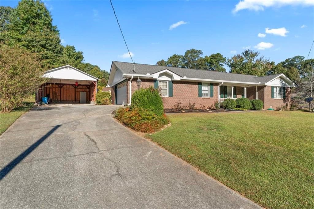 3 bedroom, 2 bathroom single family residence sold at 5111 Valley Forge Road, Stone Mountain, GA 30087