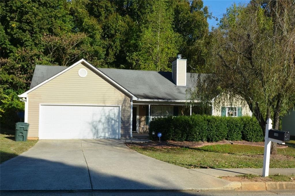 100 WYNFIELD Drive, Covington, GA 30016 — most recent listing photo