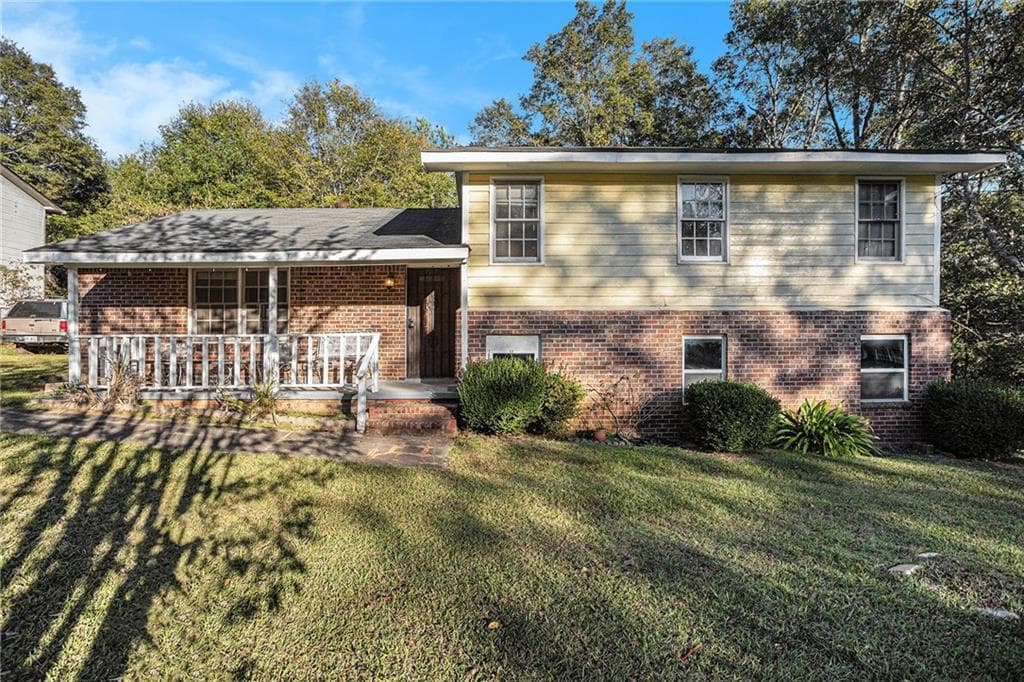 305 Sims Street, Barnesville, GA 30204 — most recent listing photo