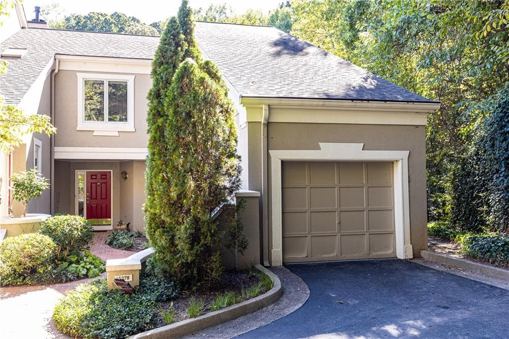 3 bedroom, 4 bathroom, 3,106 sq ft townhouse sold at 3278 Paces Mill Road, Atlanta, GA 30339
