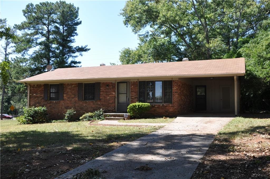 3 bedroom, 2 bathroom single family residence sold at 1111 Shieldcrest Way, Forest Park, GA 30297
