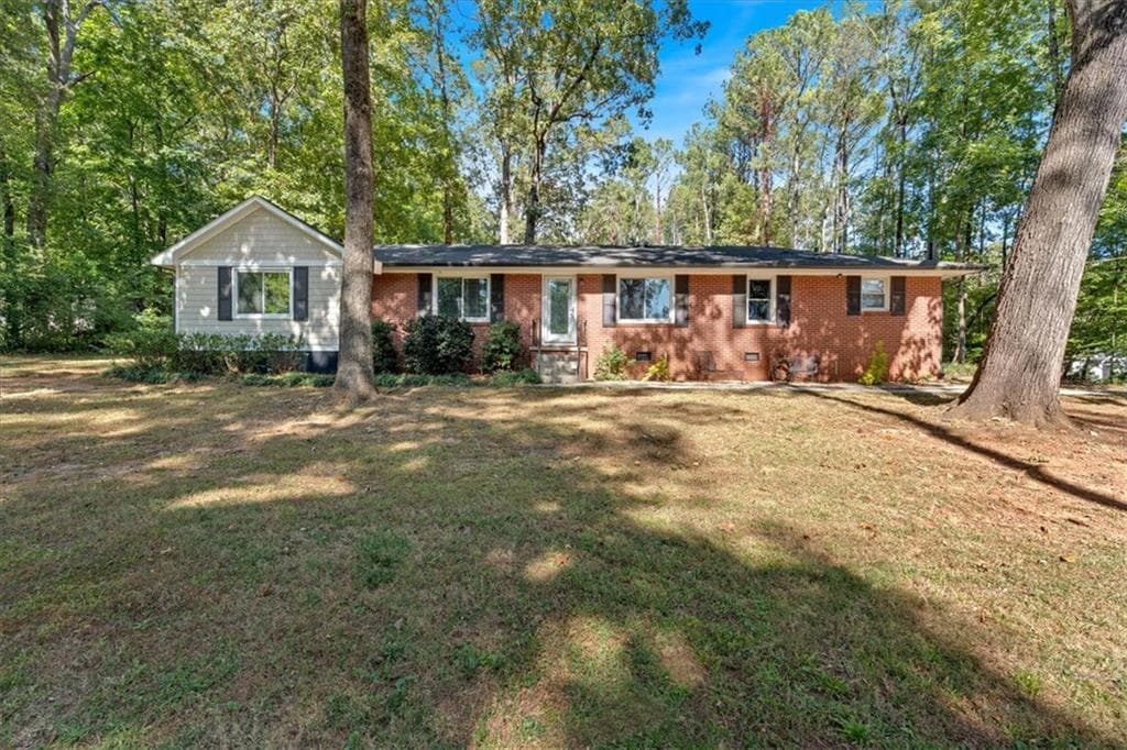 2265 LOWER ROSWELL Road, Marietta, GA 30068 — most recent listing photo