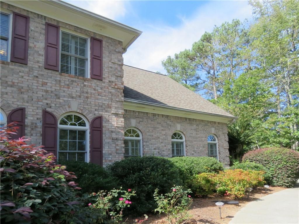 7 bedroom, 8 bathroom, 9,338 sq ft single family residence under contract at 5335 Saville Drive, Acworth, GA 30101 — photo 7