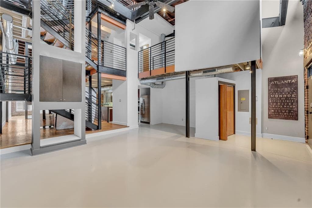 2 bedroom, 3 bathroom, 2,397 sq ft condominium sold at 320 Peters Street 3, Atlanta, GA 30313