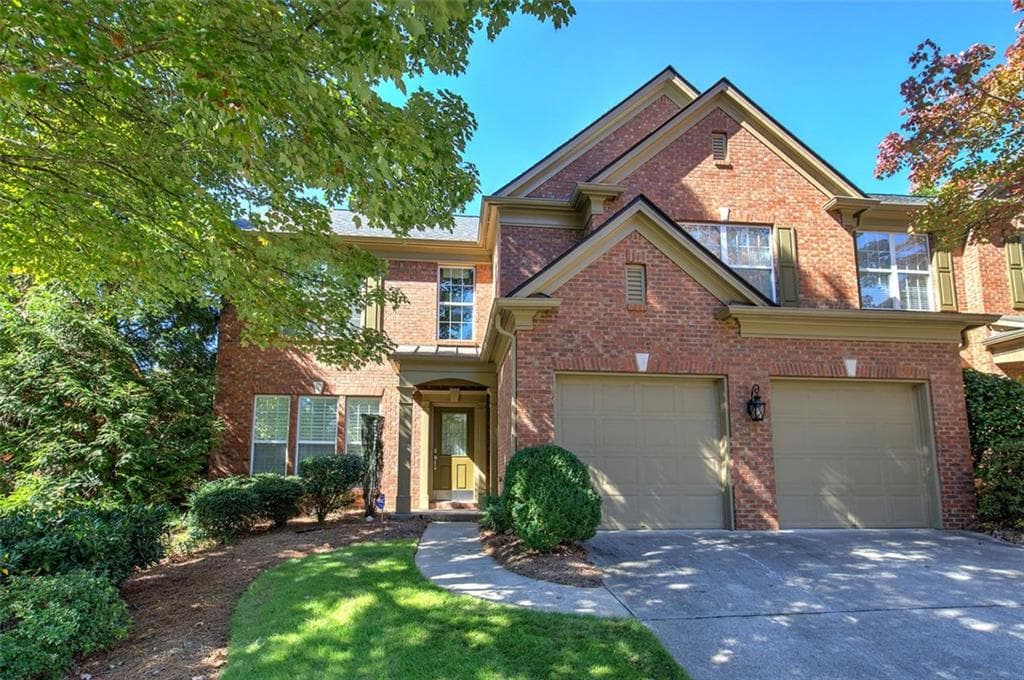 560 MAE Lane, Alpharetta, GA 30004 — most recent listing photo