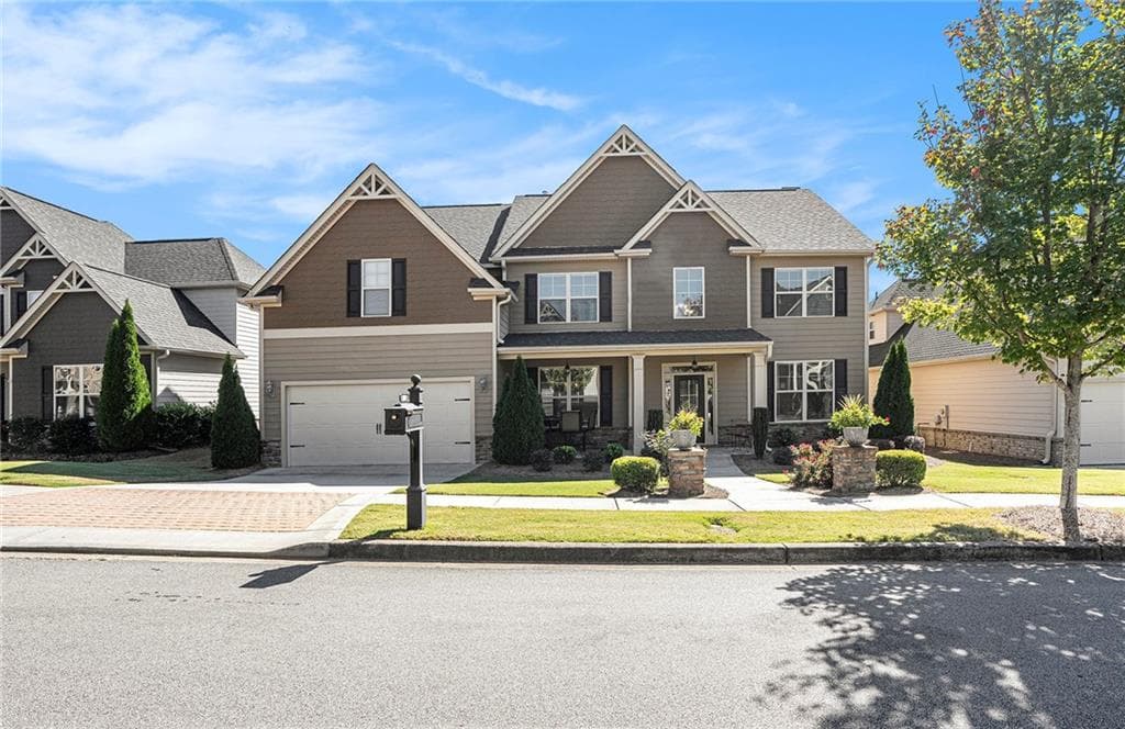 5 bedroom, 5 bathroom, 3,957 sq ft single family residence sold at 672 Mallard Cove, Loganville, GA 30052