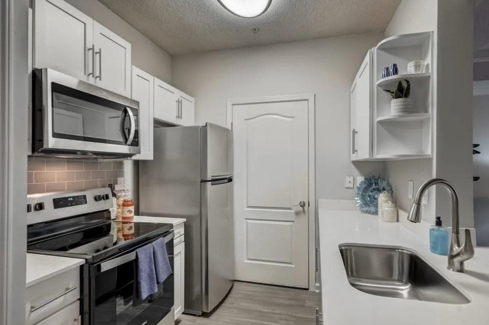 2 bedroom, 2 bathroom, 1,279 sq ft apartment for rent at 2900 Pharr Court 2201, Atlanta, GA 30305 for $1,725 a month — photo 1 of 28