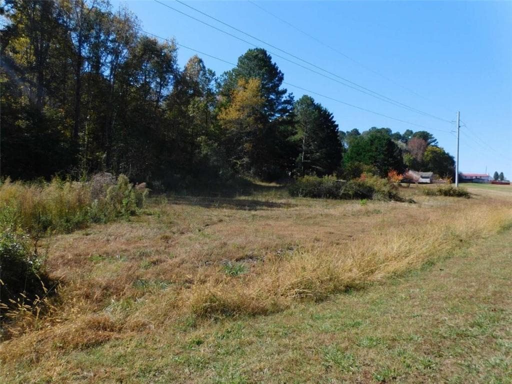 single family residence sold at 4232 Green Valley Drive, Gainesville, GA 30506
