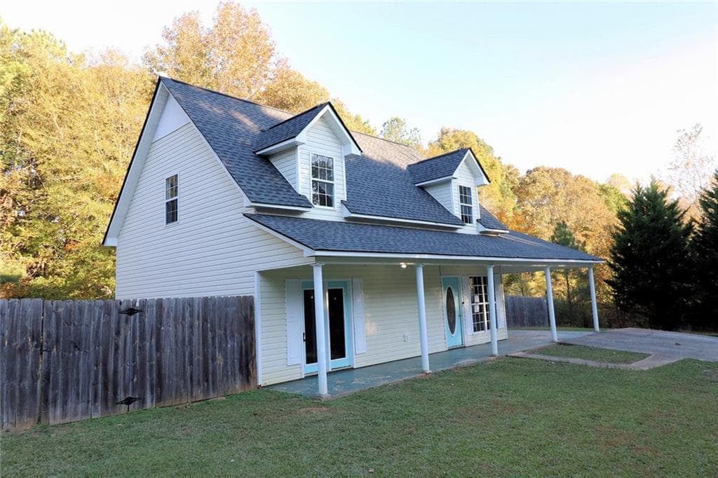 3 bedroom, 2 bathroom, 1,272 sq ft single family residence under contract at 78 Cook Street, Tallapoosa, GA 30176 — photo 3