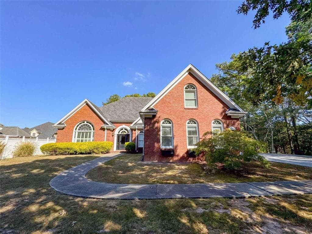 4 bedroom, 4 bathroom, 3,750 sq ft single family residence sold at 1380 Holly Brook Road, Snellville, GA 30078