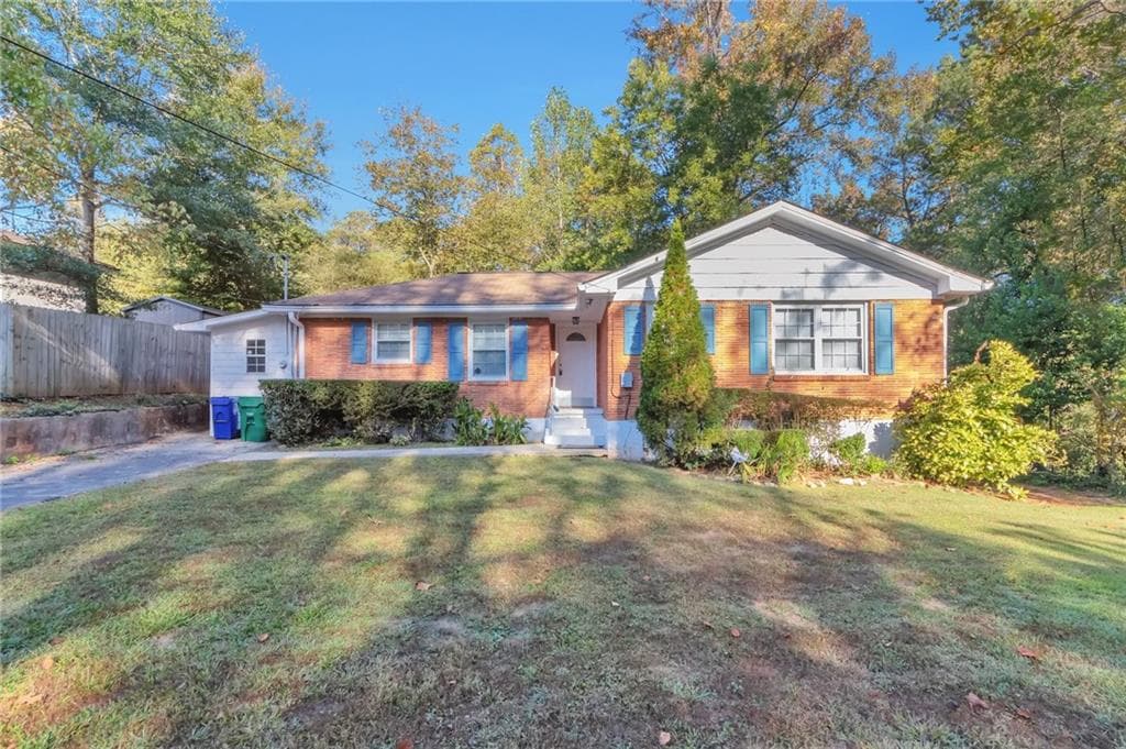 3 bedroom, 2 bathroom, 1,059 sq ft single family residence sold at 1668 Sugar Creek Place, Atlanta, GA 30316