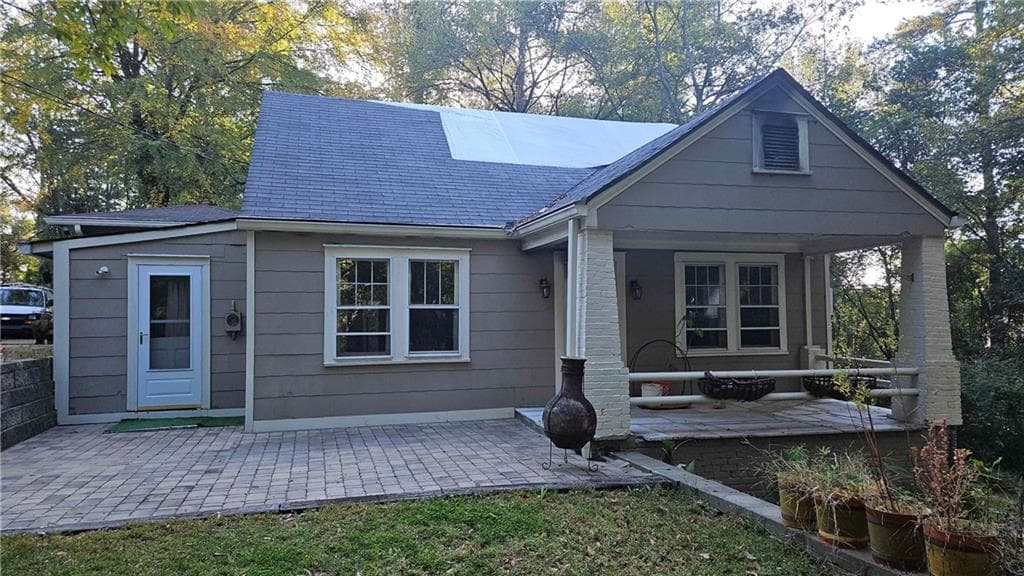 single family residence sold at 6851 Queen Mill Road, Atlanta, GA 30309
