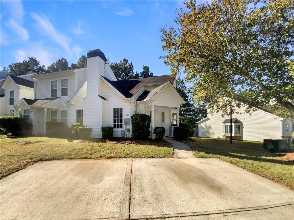 2 bedroom, 2 bathroom townhouse sold at 5968 Sherwood Trace, Lithonia, GA 30038