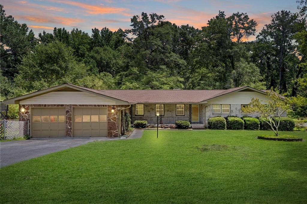 2975 Riviera Drive, Conyers, GA 30012 — most recent listing photo