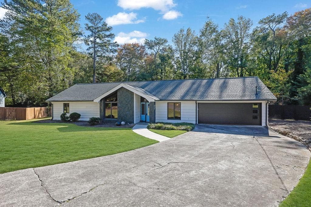 4 bedroom, 3 bathroom, 2,200 sq ft single family residence sold at 1300 Chipping Court, Roswell, GA 30076