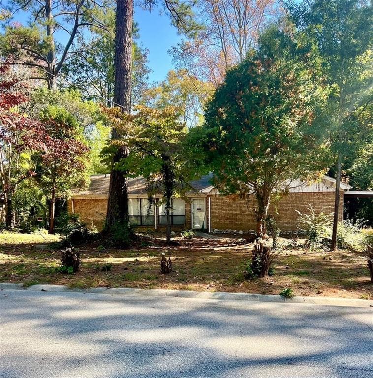 4 bedroom, 2 bathroom, 2,530 sq ft single family residence sold at 2766 Whisper Trail, Douglasville, GA 30135