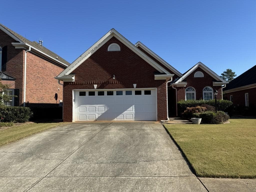 562 Sletten Drive, Lawrenceville, GA 30046 — most recent listing photo
