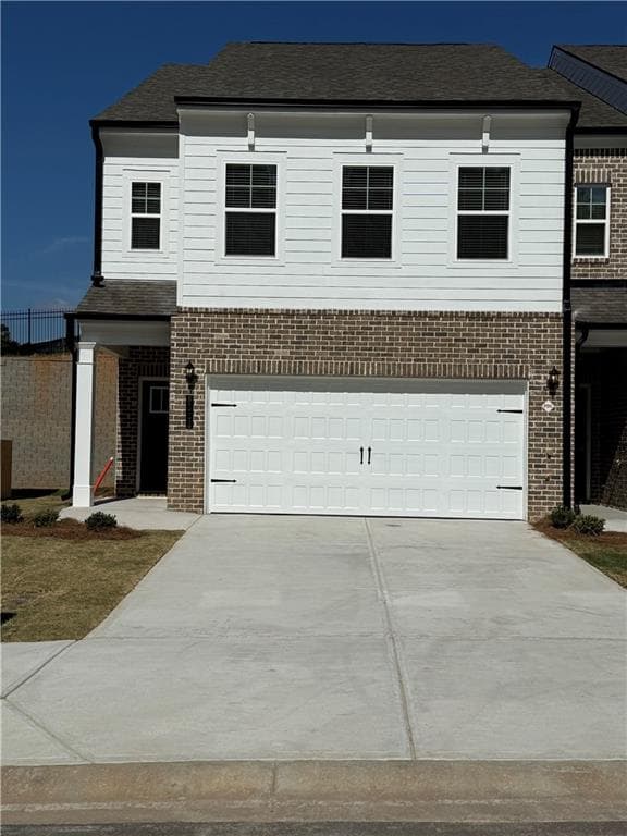 3 bedroom, 3 bathroom townhouse sold at 8206 Tiger Way, Riverdale, GA 30296