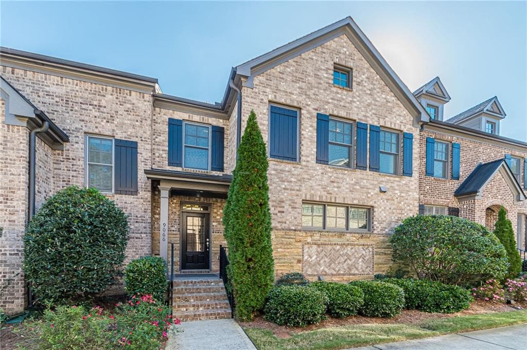 3 bedroom, 4 bathroom, 2,456 sq ft townhouse sold at 9066 Tuckerbrook Lane, Johns Creek, GA 30022