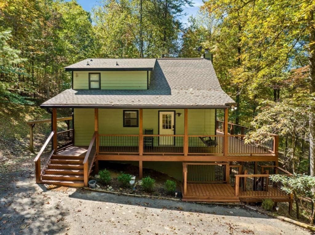 3 bedroom, 3 bathroom, 1,599 sq ft single family residence sold at 317 Coosa Run Road, Blairsville, GA 30512
