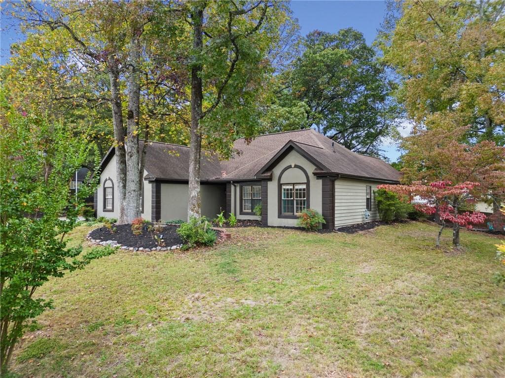 3 bedroom, 2 bathroom, 1,688 sq ft single family residence sold at 2684 Amber Springs Way, Buford, GA 30519