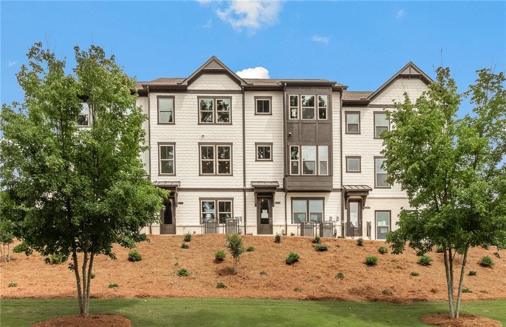 1090 Battery Park Road, Decatur, GA 30033 — most recent listing photo