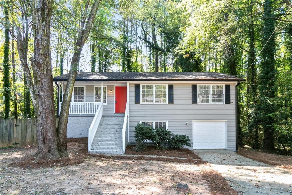 852 Betty Lane, Stone Mountain, GA 30083 — most recent listing photo
