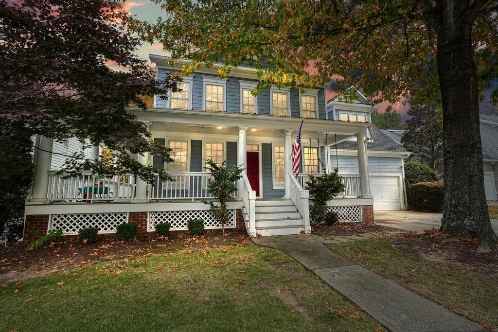 4 bedroom, 3 bathroom, 2,936 sq ft single family residence sold at 128 Woodbury Lane, Canton, GA 30114