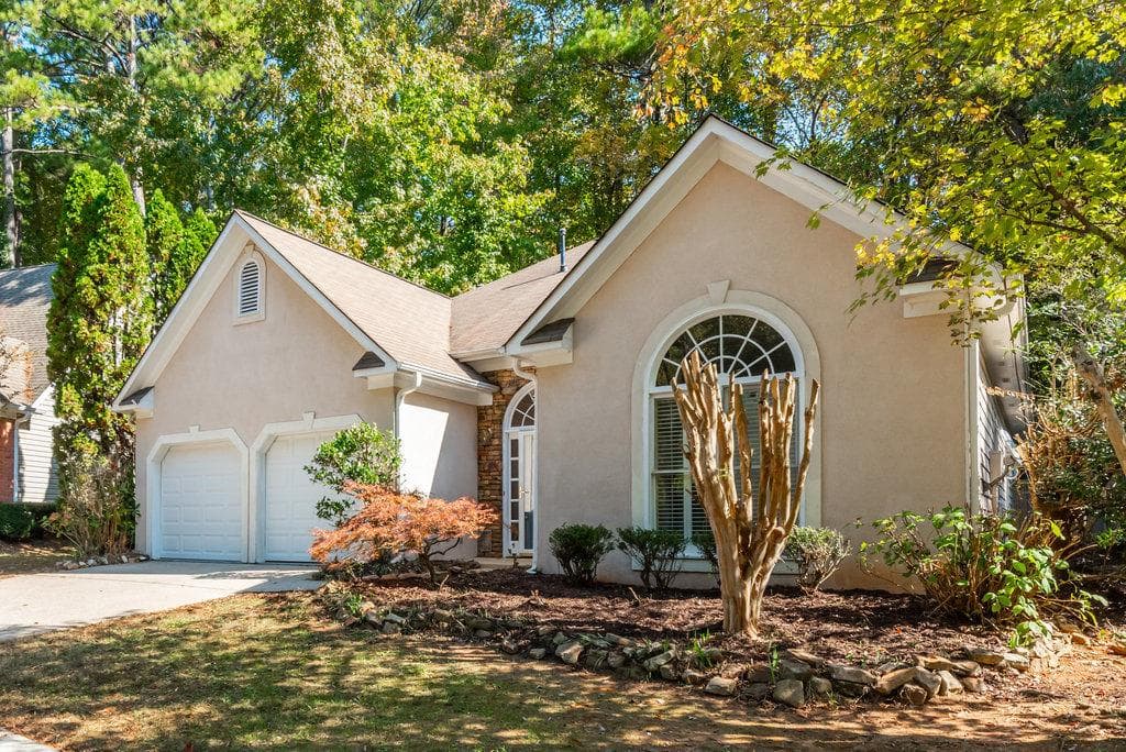 4054 Thornbrook Lane, Marietta, GA 30066 — most recent listing photo