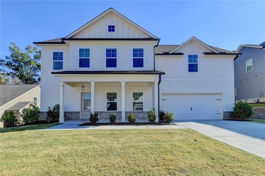 4 bedroom, 3 bathroom, 2,136 sq ft single family residence sold at 2740 Limestone Creek Drive, Gainesville, GA 30501