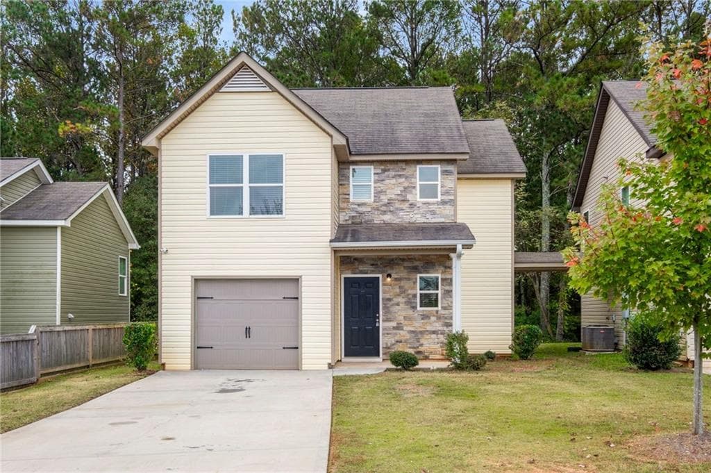 639 Carlton Pointe Drive, Palmetto, GA 30268 — most recent listing photo