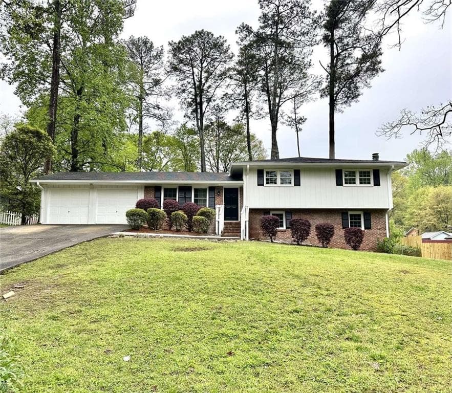1872 N Oak Drive, Lawrenceville, GA 30044 — most recent listing photo