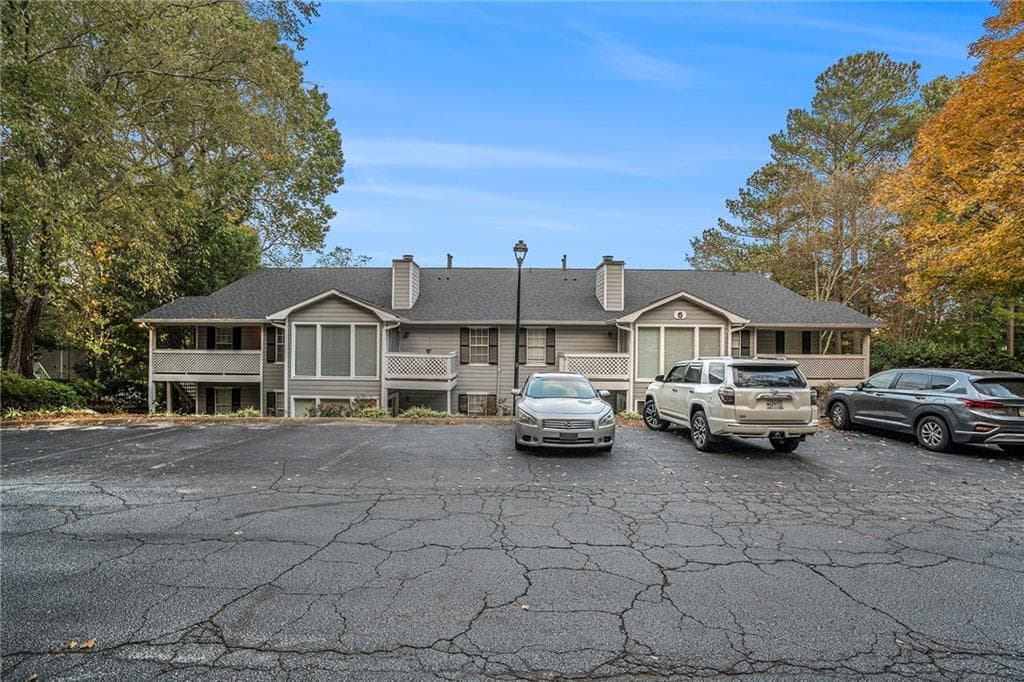 609 Natchez Trace, Sandy Springs, GA 30350 — most recent listing photo