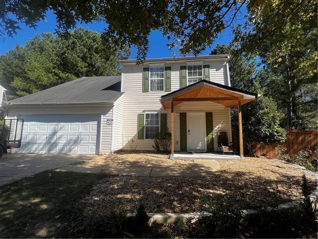 3 bedroom, 2 bathroom single family residence sold at 7094 Merrywood Court, Fairburn, GA 30213