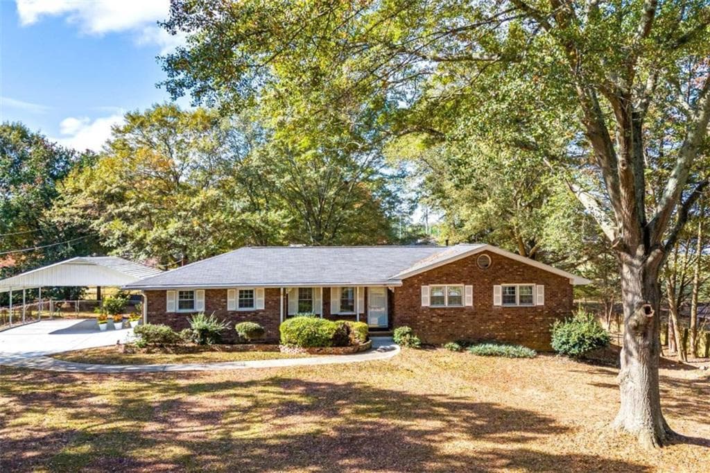 3 bedroom, 2 bathroom single family residence sold at 2639 Odum Street, Snellville, GA 30078